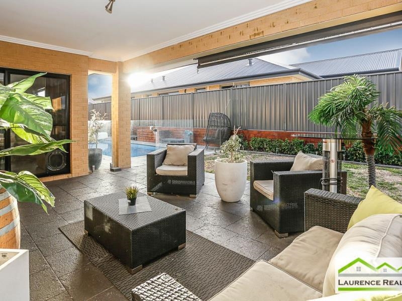 Property for sale in Carramar : Laurence Realty North