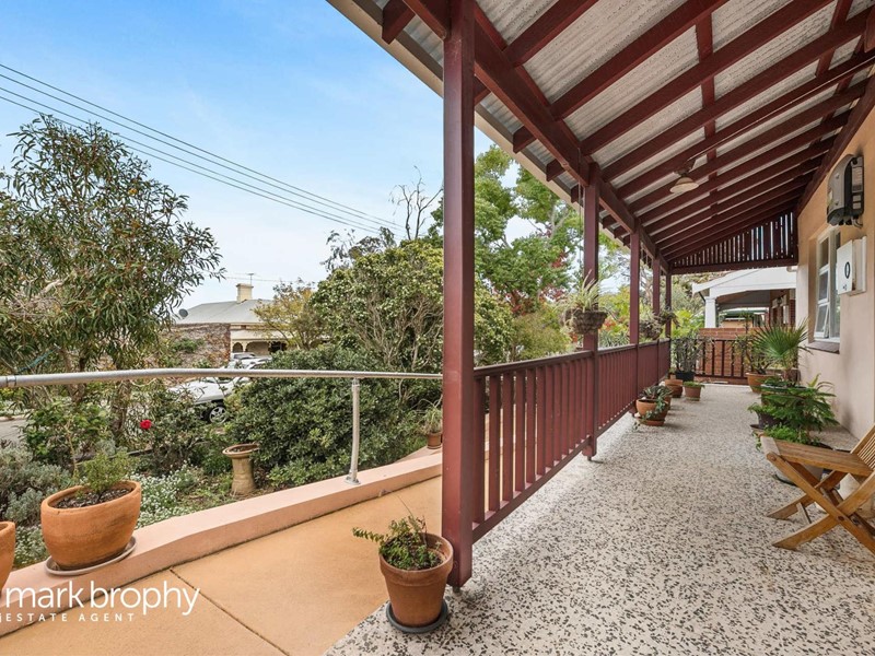 Property for sale in Fremantle, 86 Solomon Street Mark Brophy Estate