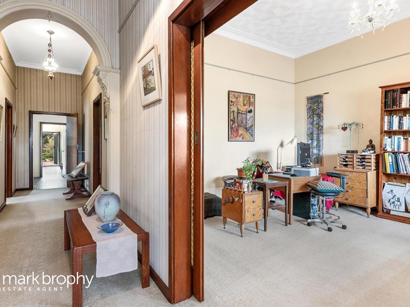 Property for sale in Fremantle, 86 Solomon Street Mark Brophy Estate