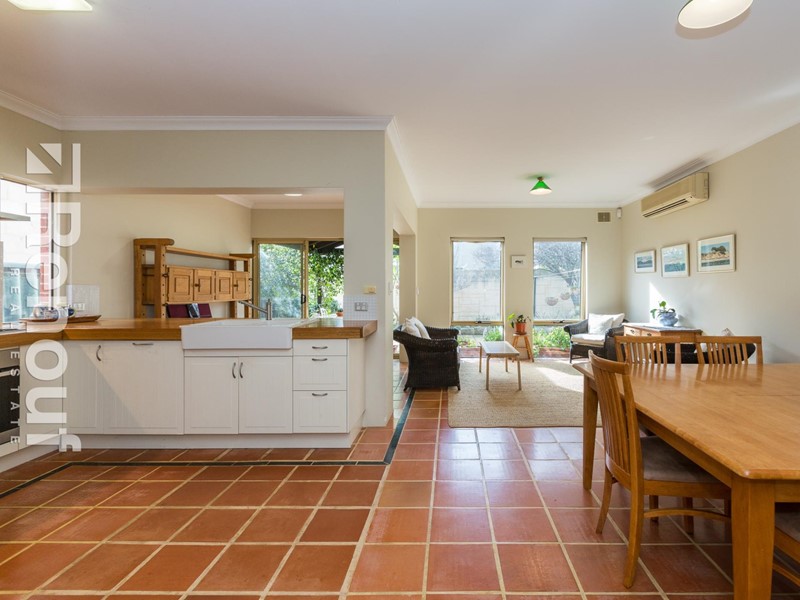 Property for sale in Swanbourne