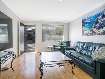 Property for sale in Scarborough : Dempsey Real Estate