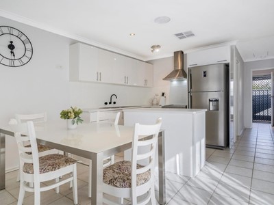 Property for sale in Scarborough : Dempsey Real Estate