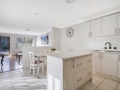 Property for sale in Scarborough : Dempsey Real Estate