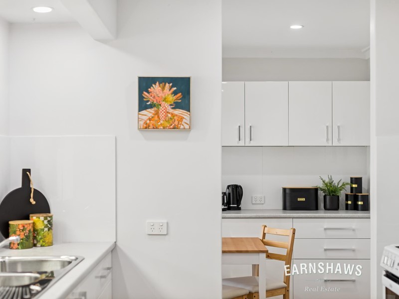 Property for sale in Swan View