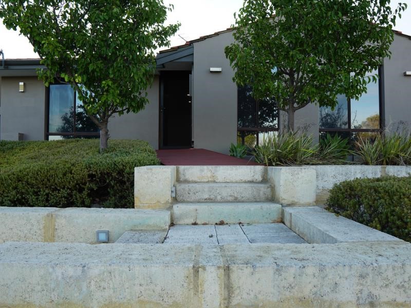 Property for rent in Craigie