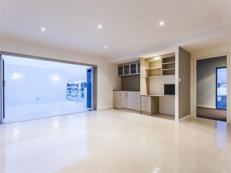 Property for sale in North Coogee