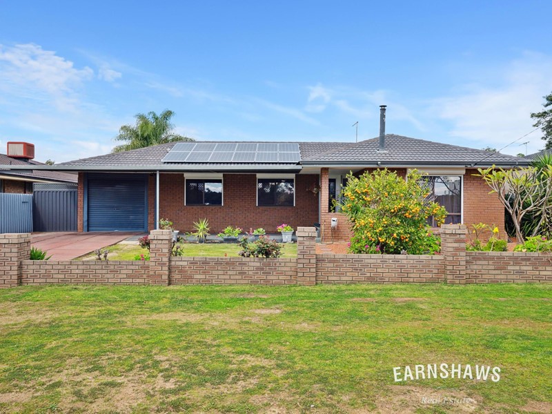 Property for sale in Swan View