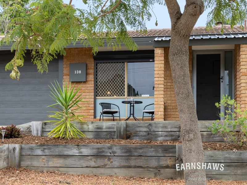 Property for sale in Swan View