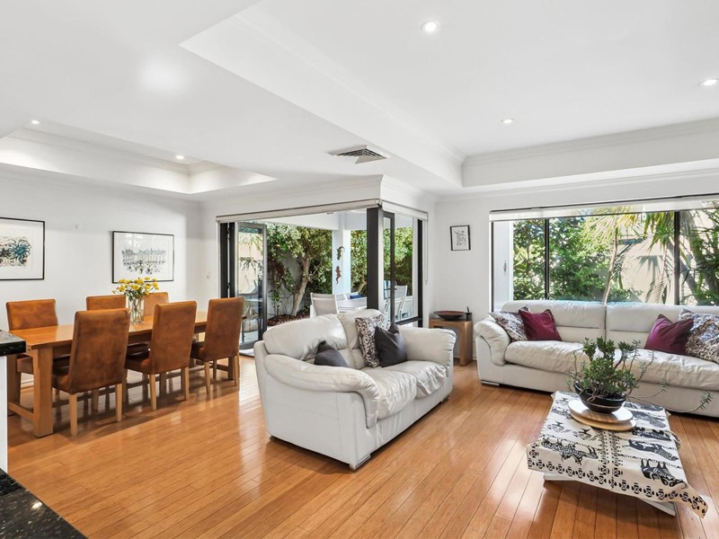 Property for sale in Yokine : Passmore Real Estate