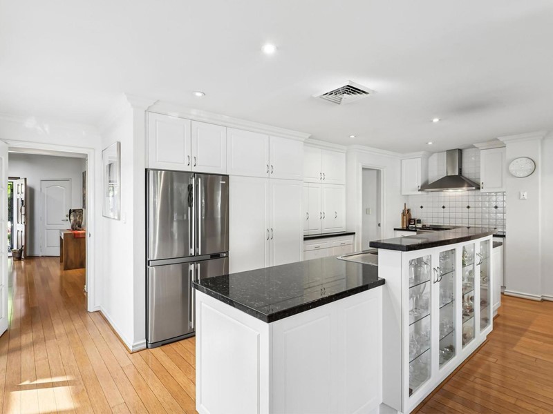 Property for sale in Yokine : Passmore Real Estate