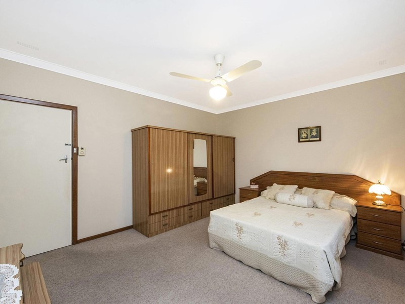 Property for sale in Morley : Passmore Real Estate