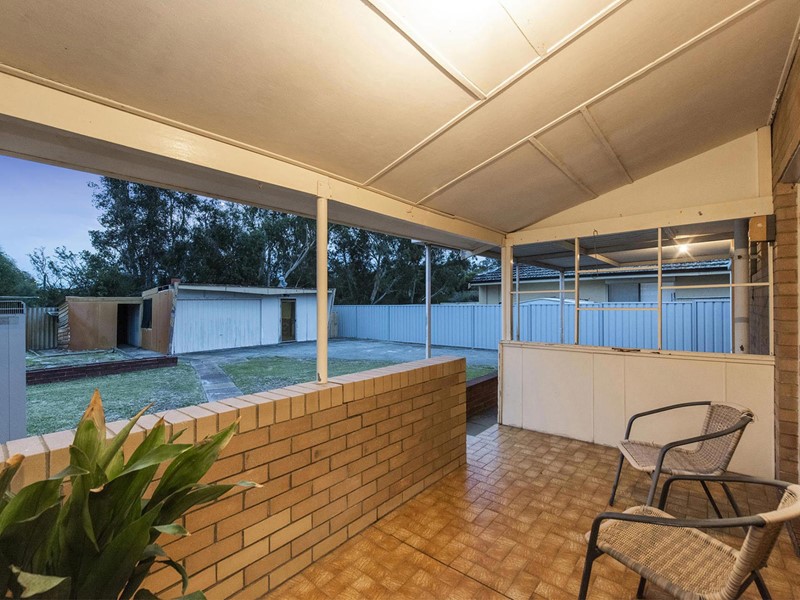 Property for sale in Morley : Passmore Real Estate