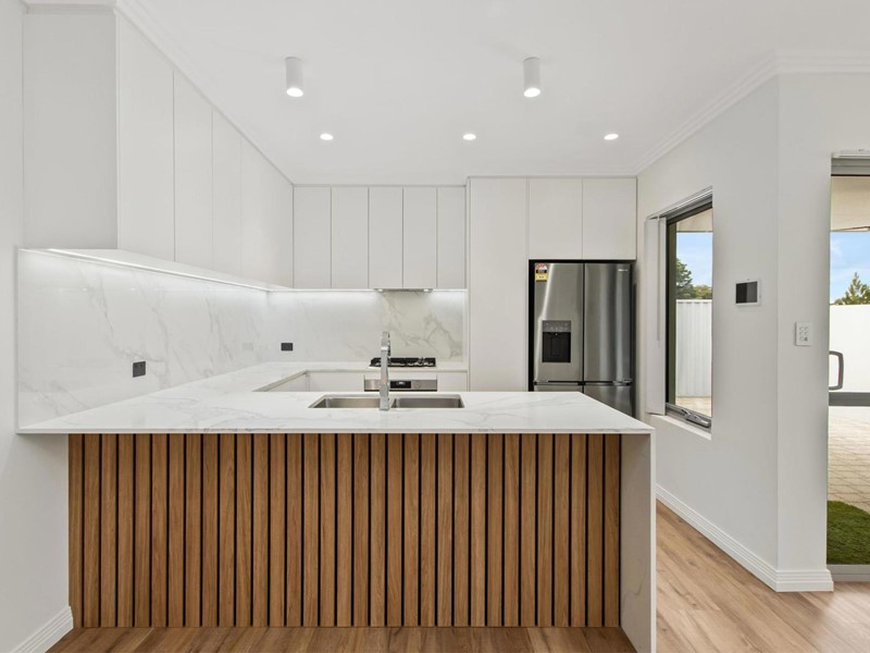 Property for sale in Morley : Passmore Real Estate