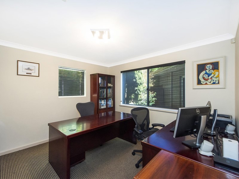 Property for sale in Attadale : Jacky Ladbrook Real Estate