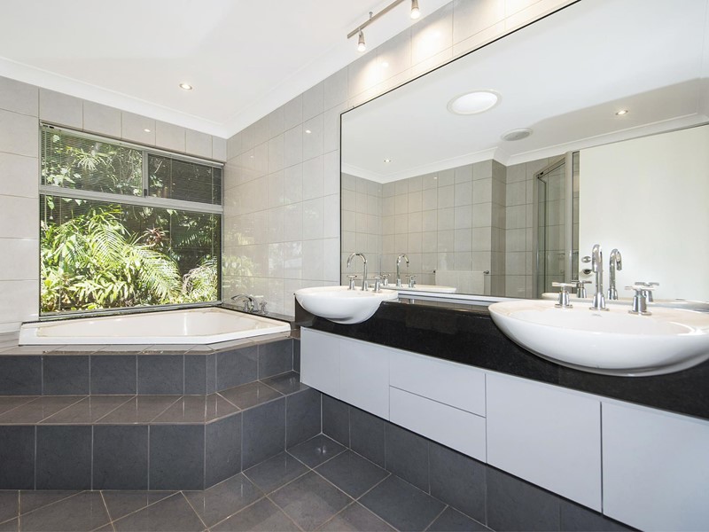 Property for sale in Attadale : Jacky Ladbrook Real Estate