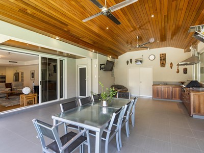 Property for sale in Attadale : Jacky Ladbrook Real Estate