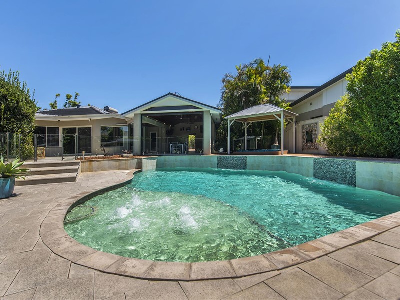 Property for sale in Attadale : Jacky Ladbrook Real Estate