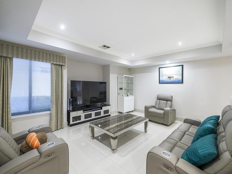 Property for sale in Dianella : Passmore Real Estate