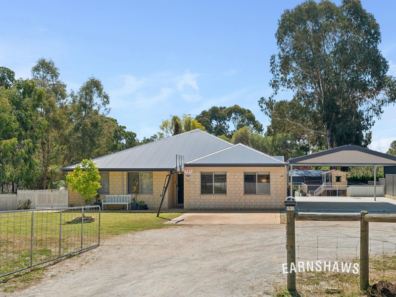 Property for sale in Chidlow