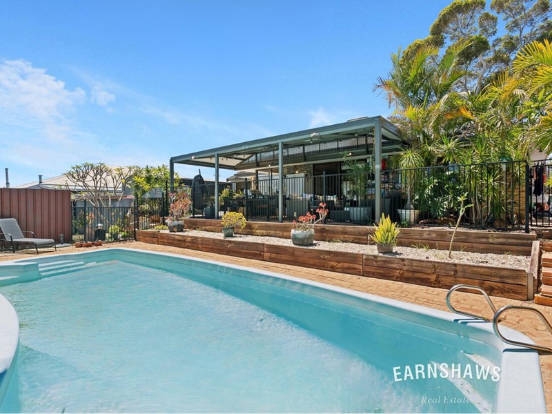 Property for sale in Swan View