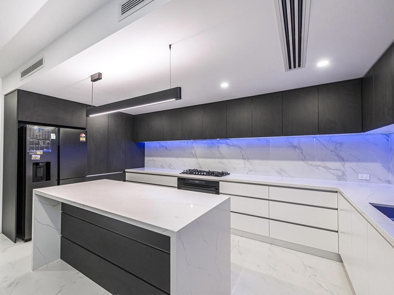 Property for sale in Morley : Passmore Real Estate