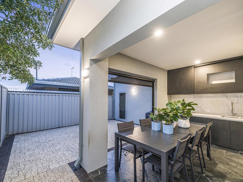 Property for sale in Morley : Passmore Real Estate