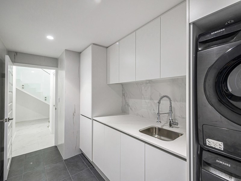 Property for sale in Morley : Passmore Real Estate