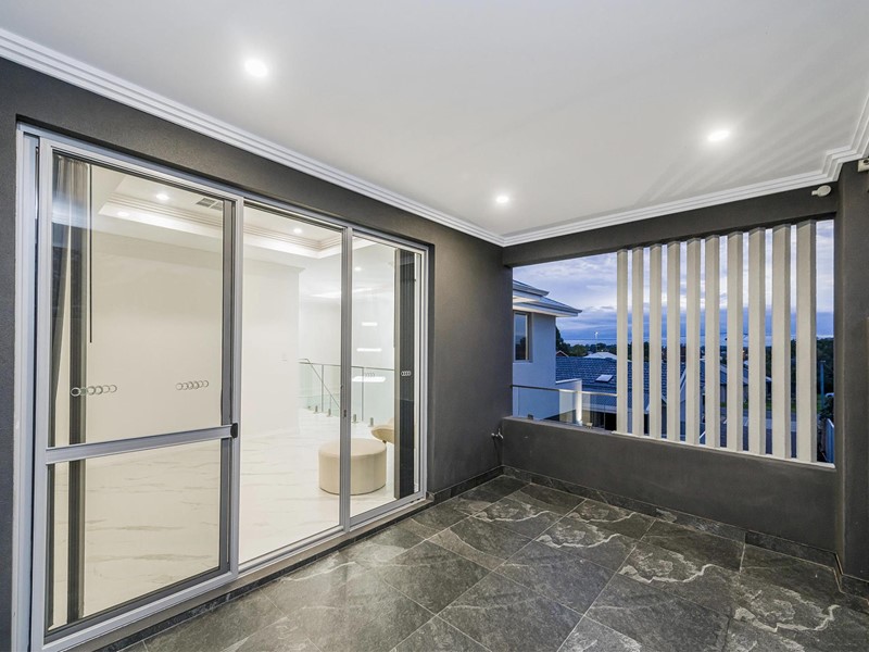 Property for sale in Morley : Passmore Real Estate