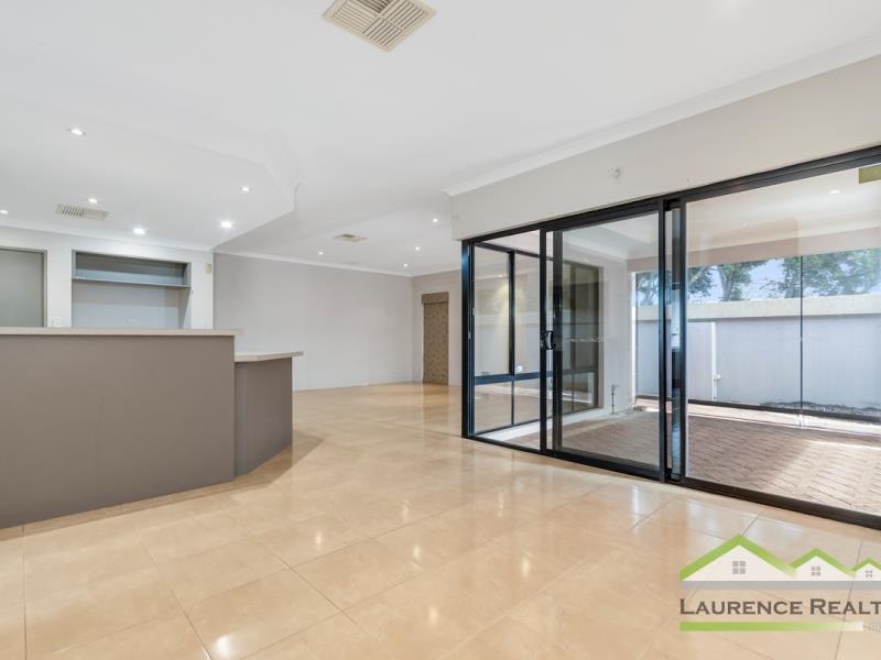 Property for sale in Quinns Rocks : Laurence Realty North