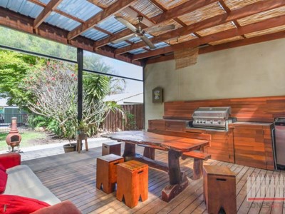 Property for sale in Woodbridge