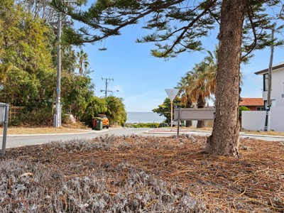 Property for sale in 
                                Scarborough : West Coast Real Estate