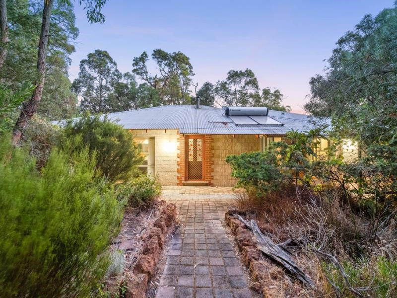 Property for sale in Parkerville