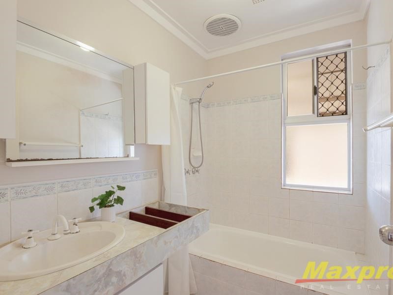Property for sale in Lynwood