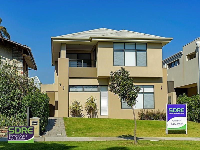 Property For Lease in Como