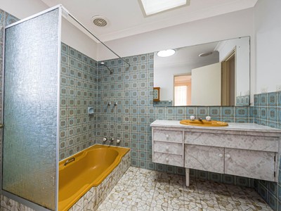 Property for sale in South Perth : Dempsey Real Estate