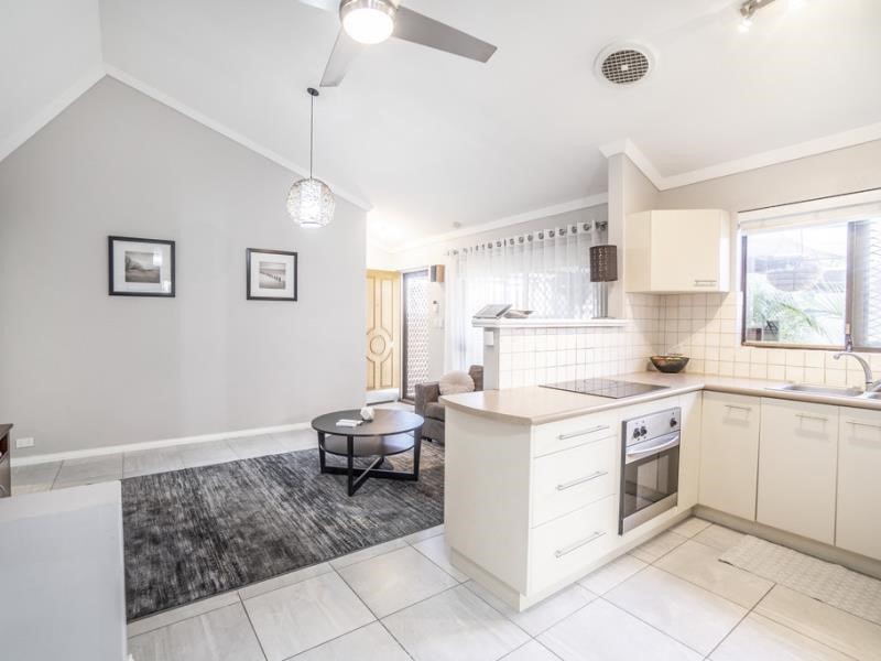 Property for sale in Belmont : Porter Matthews Metro Real Estate