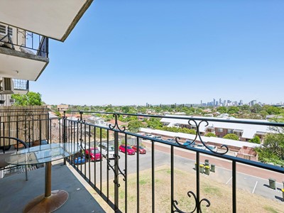 Property For Sale in Victoria Park