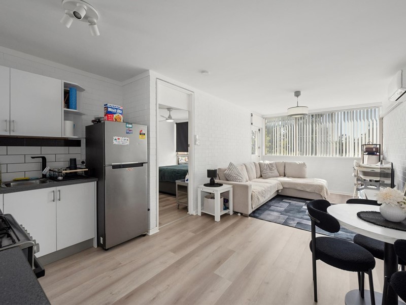 Property For Sale in Victoria Park