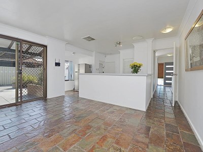 Property for sale in Belmont : Porter Matthews Metro Real Estate