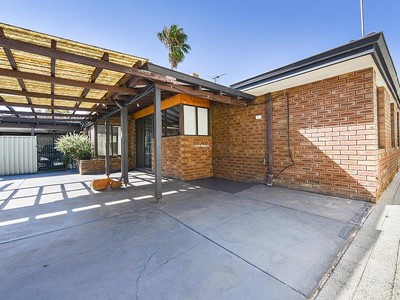 Property for sale in Belmont : Porter Matthews Metro Real Estate