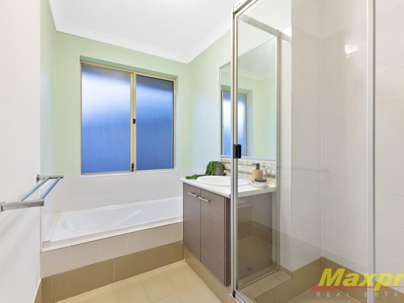 Property for sale in Lynwood