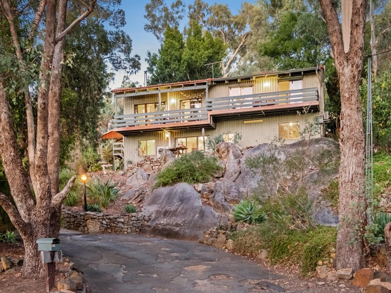 Property for sale in Boya