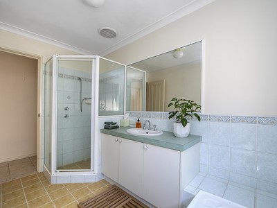 Property for sale in Redcliffe : Porter Matthews Metro Real Estate