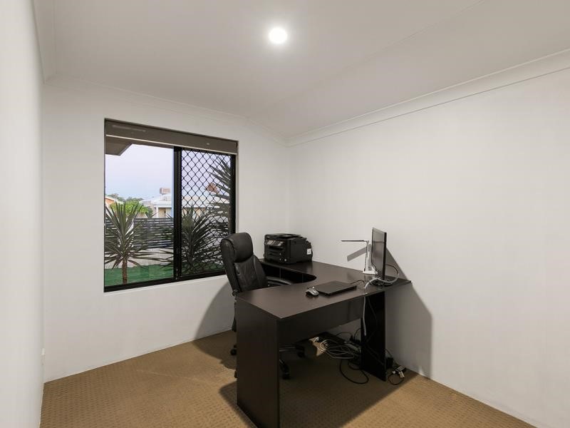 Property for sale in Huntingdale