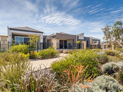 Property for sale in Aubin Grove : 4SaleSold Real Estate