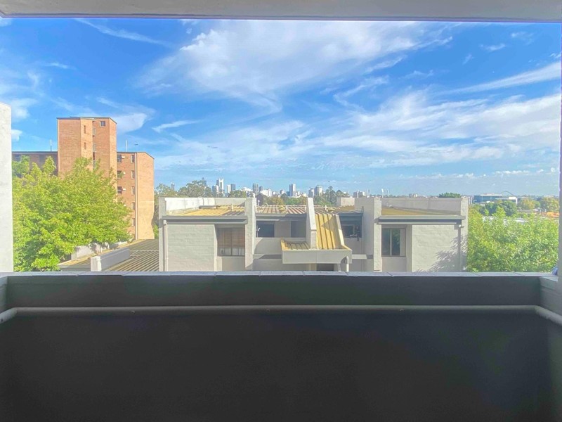 Property For Lease in Victoria Park