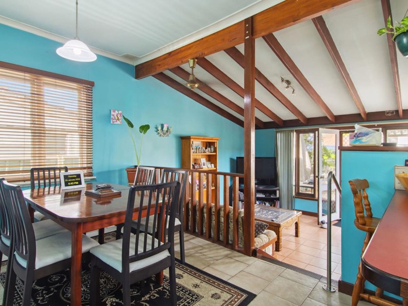 Property for sale in Doubleview : West Coast Real Estate