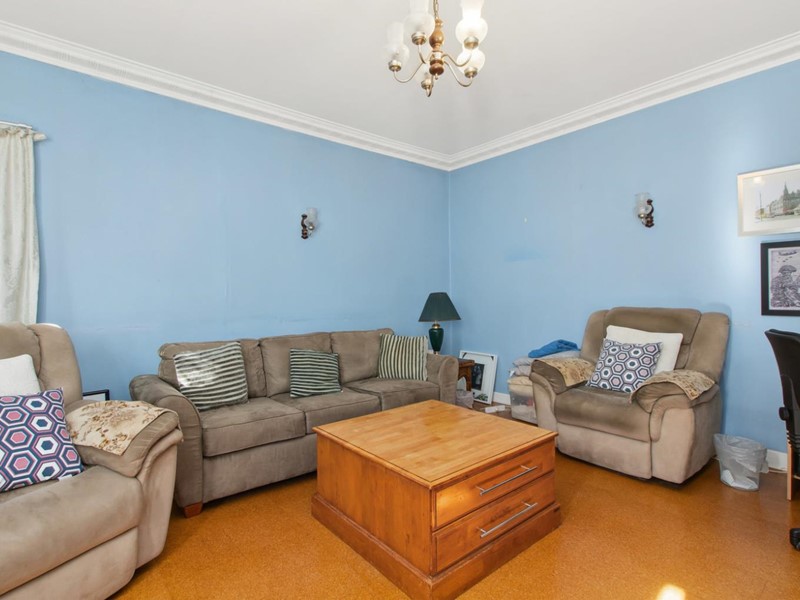 Property for sale in Doubleview : West Coast Real Estate