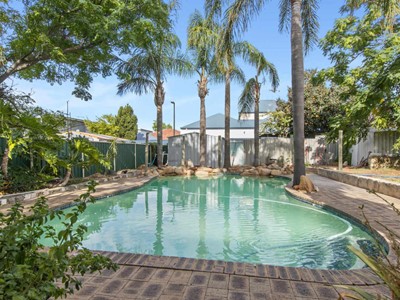 Property for sale in Doubleview : West Coast Real Estate