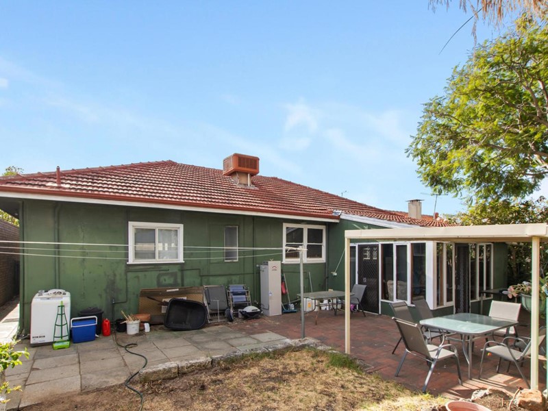 Property for sale in Doubleview : West Coast Real Estate